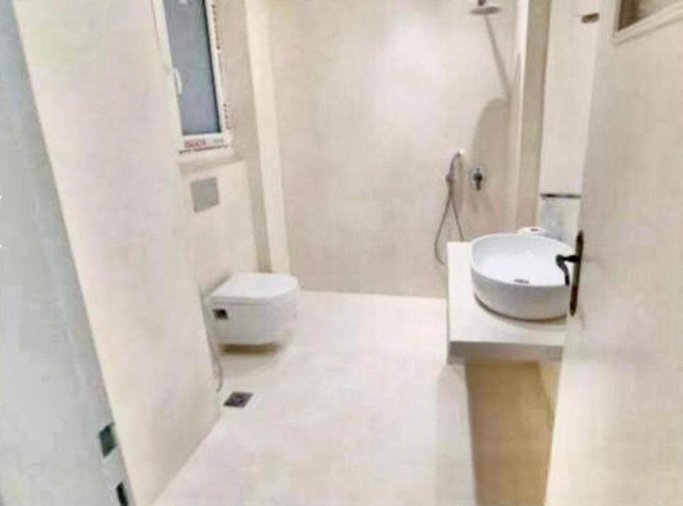 Economy Shared Apartment E In Central Atina Dış mekan fotoğraf